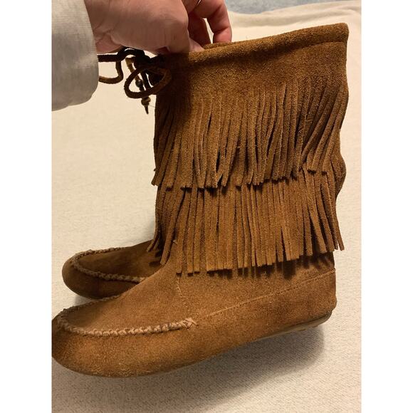 Minnetonka Fringe Leather Mid Calf Brown Flat Boot Women's Size 7.5 - Picture 2 of 12
